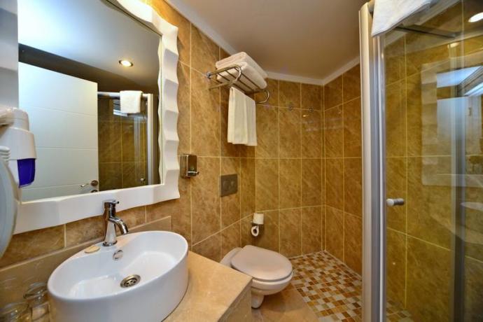 Banyo Yaparken Ve Banyodan Sonra Yapılan Hatalar Nelerdir?
