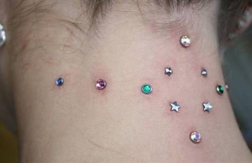Birbirinden İlginç ve Dikkat Çekici Piercing Modelleri