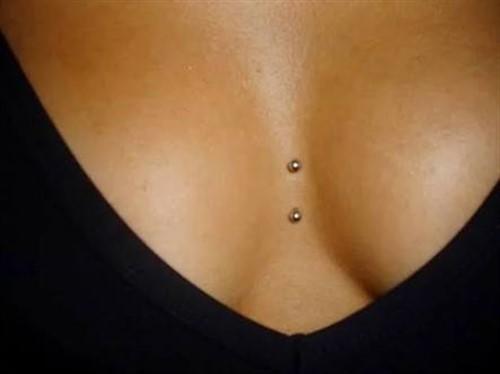 Birbirinden İlginç ve Dikkat Çekici Piercing Modelleri