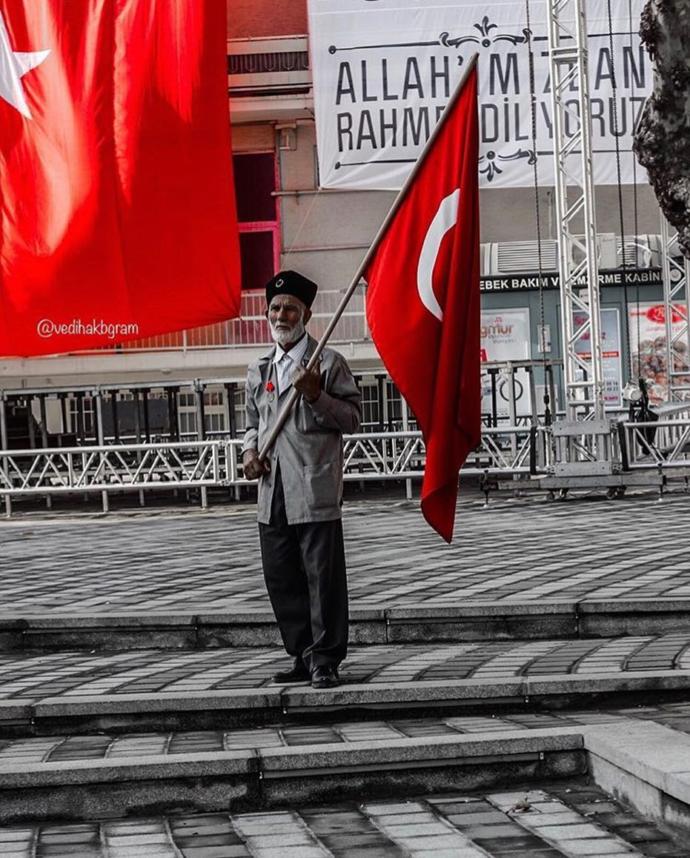 18  Mart  Çanakkale Zaferinde Galibiyette Büyük Payı Olan Kahramanlar!