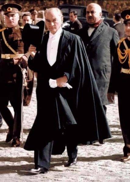 Çanakalle Zaferinin Strateji Dehası Başkomutan Atatürk'ü Kendi Sözleriyle Anlamak ve Sevmek!