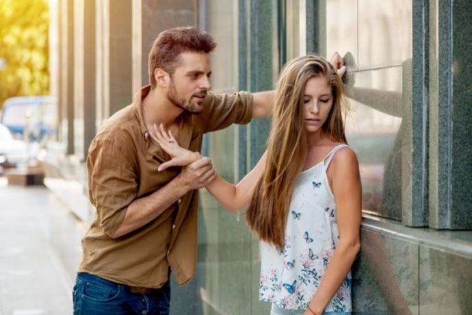 Aldatan İnsanları Ele Veren Şüphe Uyandırıcı Durumlar Nelerdir?
