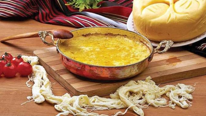 Kahvaltının Vazgeçilmezi Kuymak Nasıl Yapılır?