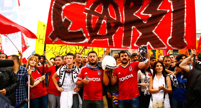 Beşiktaşlı Erkeklere Aşık Olmanız İçin Sebepler Nelerdir?