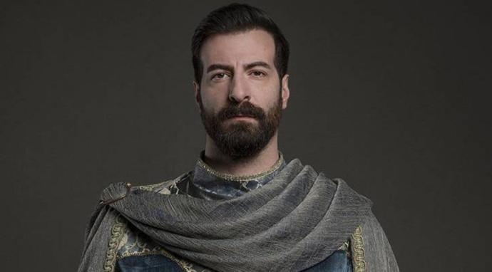 Mehmed Bir Cihan Fatihi, İlk Bölümü ve İnceleme