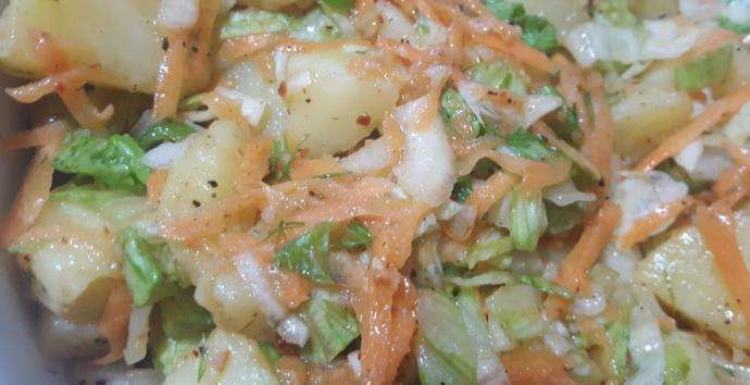 Günün Her Saatinde Yenilebilecek Bir Tat: Patates Salatası Nasıl Yapılır?