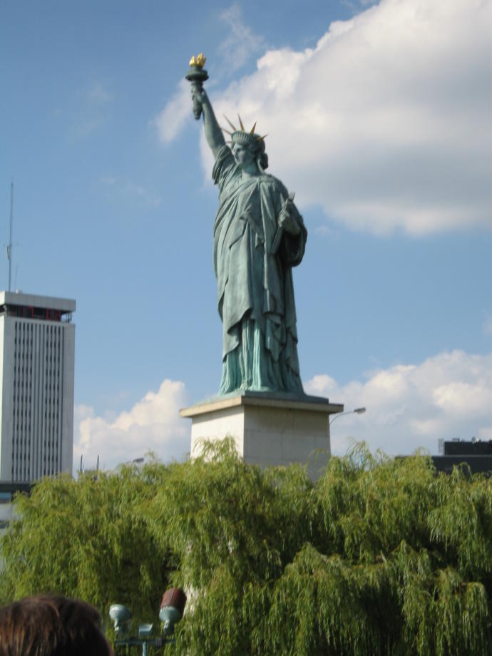 Paris Şehrine Aşık Olmak İçin Sebepler Nelerdir?