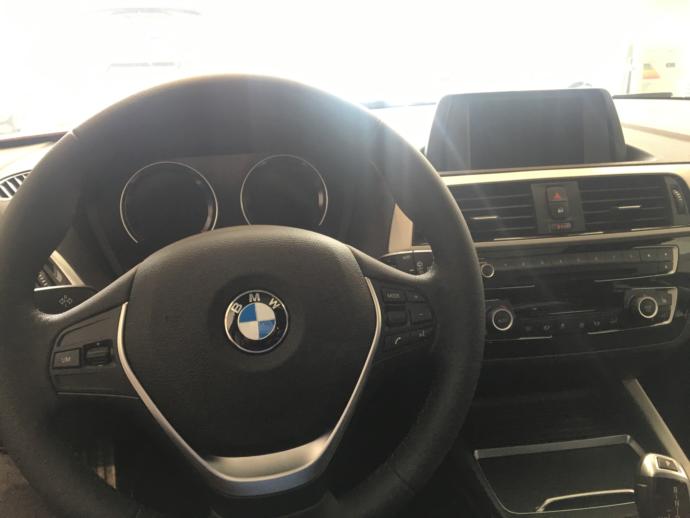 BMW Satış Noktası Olan Borusan Bayisini Geziyor ve Beğendiğim Modelleri İnceliyorum!
