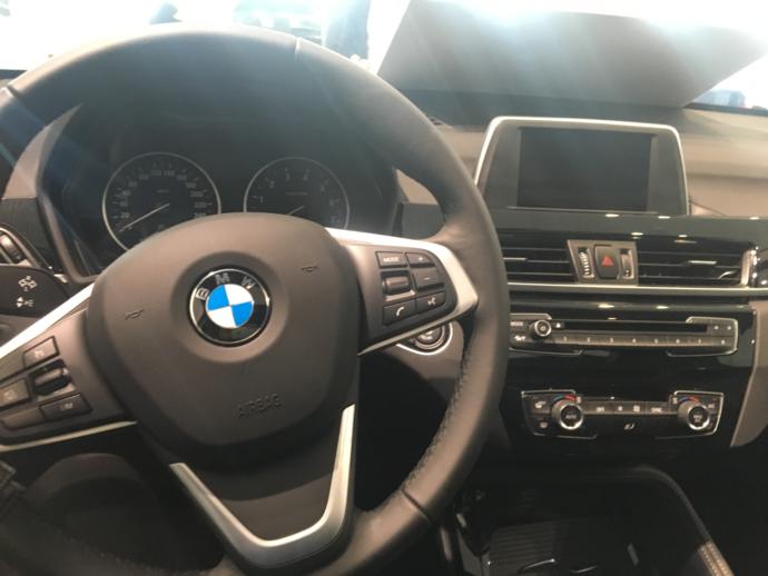 BMW Satış Noktası Olan Borusan Bayisini Geziyor ve Beğendiğim Modelleri İnceliyorum!