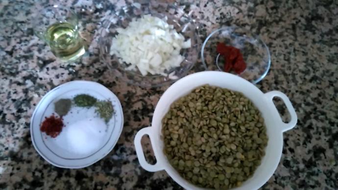 Kış Aylarının Vazgeçilmezi Yeşil Mercimek Çorbası Nasıl Yapılır?