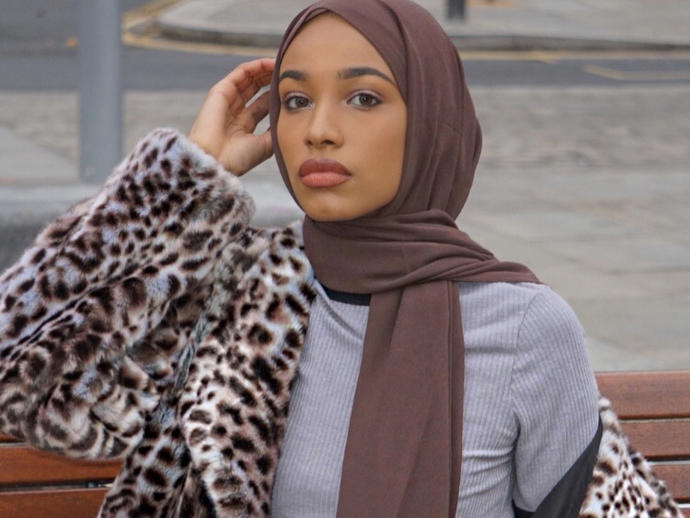 Moda Dünyasında Kalıpları Yerle Bir Eden Tesettürlü Modeller