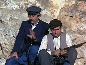 Ağa Rolleri En Çok Ona Yakışıyor! Şener Şen'in Ağa Rolünde Karşımıza Çıktığı Filmler!