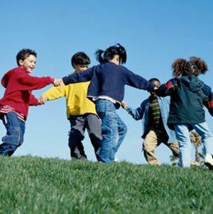 Hem Ebeveynler Hem Çocuklar İçin Keyifli Aktiviteler: Çocuklar Nasıl Oyalanır?