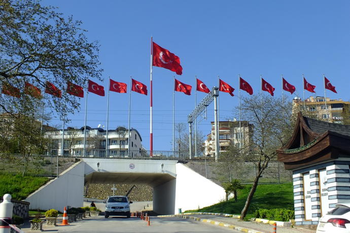 İstanbul'un Yanı Başındaki Harikalar Sahili'ni Geziyoruz