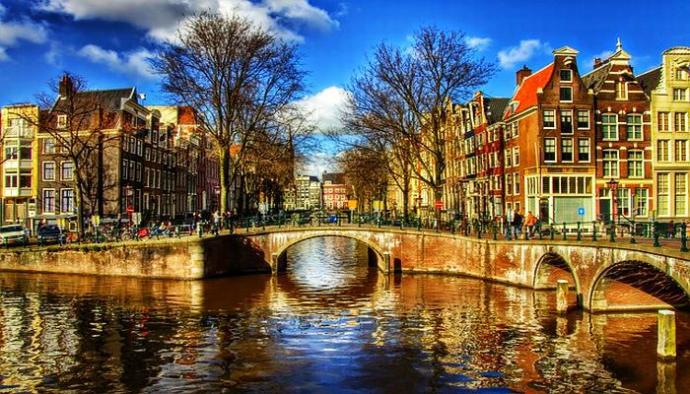 Avrupa'nın Çılgın Çocuğu Amsterdam İle Tanışın!