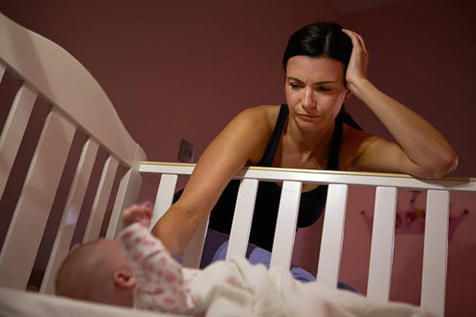 Her Anne Adayının Bilmesi Gereken Lohusa Depresyonu Nedir?