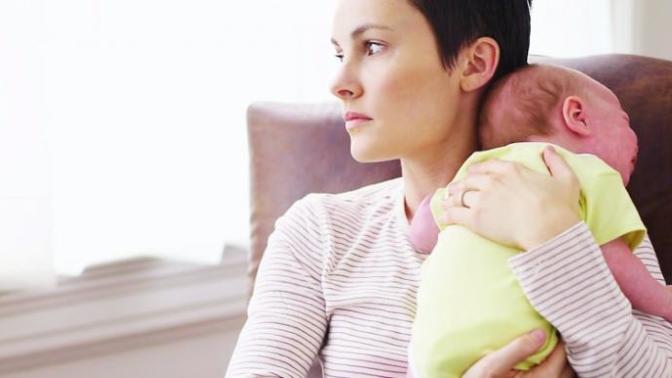 Her Anne Adayının Bilmesi Gereken Lohusa Depresyonu Nedir?