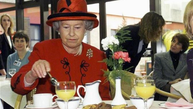 91 Yaşındaki Kraliçe Elizabeth'in Her Gün Yemekten Usanmadığı Yiyecekler