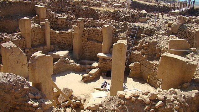 Dünyanın En Eski Tapınağı ve Tarihin Sıfır Noktası Göbeklitepe