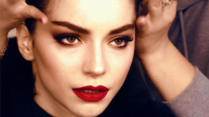 Eyeliner Çekmenin Kolay Yolu Nedir?