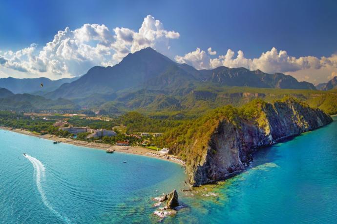 Türkiye'de  Nisan  Ayında Gidilecek 5 Balayı Noktası!