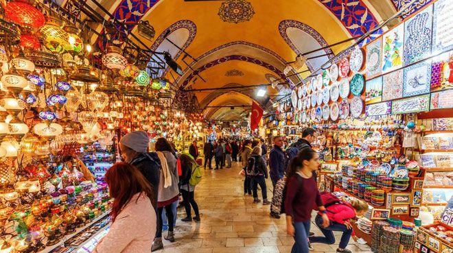 "İğne Atsan Yere Düşmez!" Dediğimiz İstanbul'da Sosyal Hayatın En Aktif Olduğu Yerler