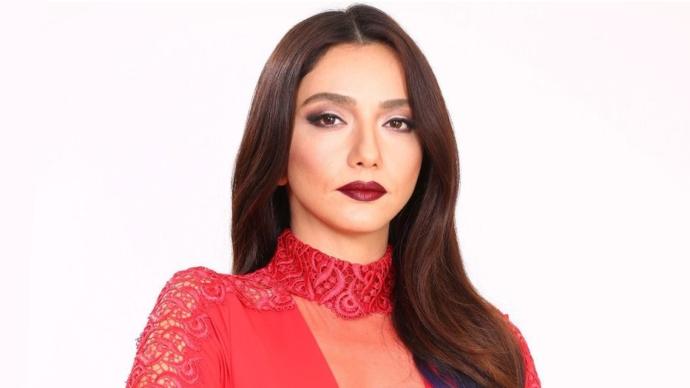 Kadife Sesiyle Yüreğimizi Okşayan Öykü Gürman Kimdir?