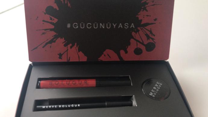 Kozmetik Dünyasının En Yeni Ürünlerinden Merve Boluğur’un Rujlarını Deniyoruz!
