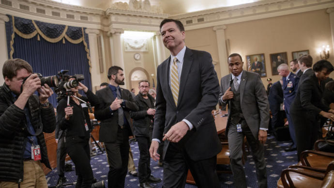 Eski FBI Başkanı James Comey: Trump Başkan Olarak Ahlaki Açıdan Uygun Değil!