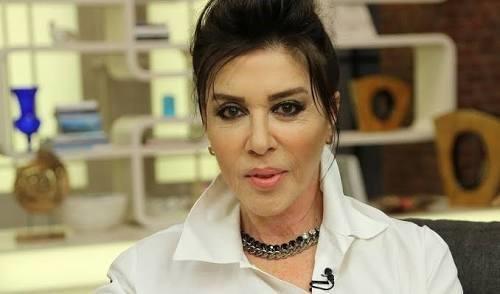 Türk Ünlü Güzellerin Stillerinin Olmazsa Olmazı Parçalar Nelerdir?