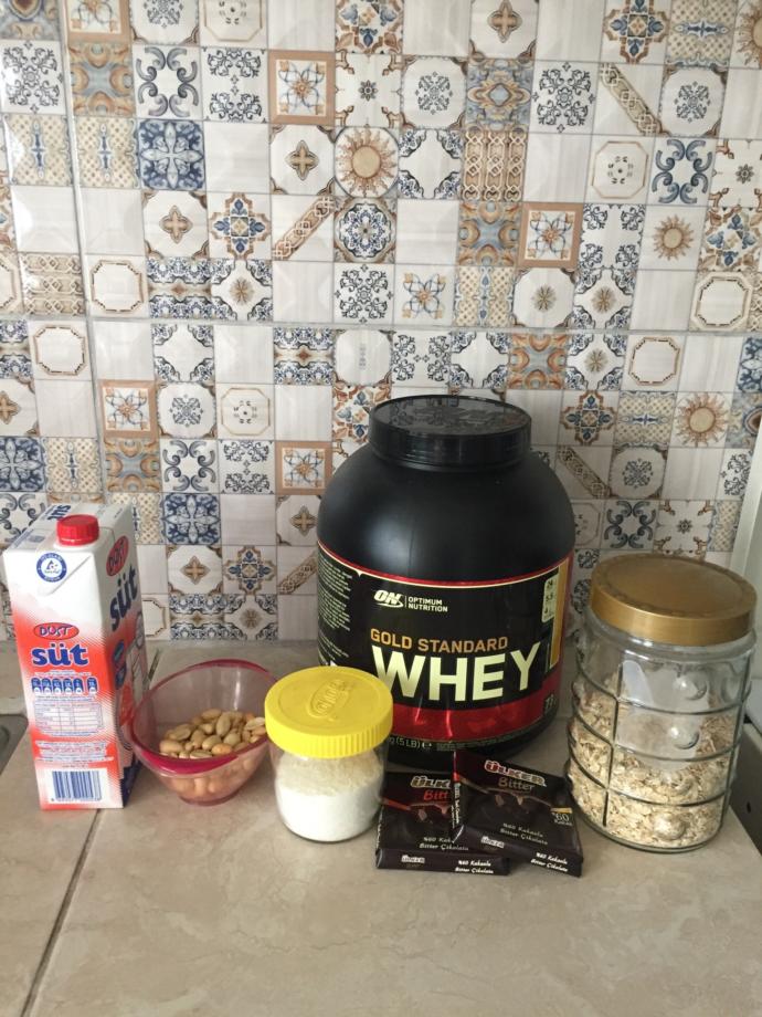 Tadı Damağınızda Kalacak Ev Yapımı Protein Bar Tarifi!