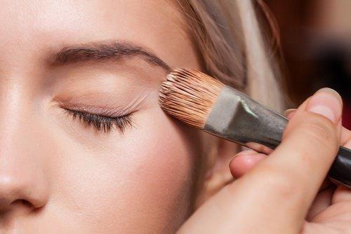 Baharın Güzellikleri Kapıda! Concealer Kullanırken Sık Yapılan Hatalar Nelerdir?