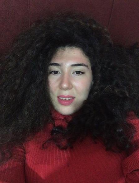 Koyu Renk Saçlarının 365 Gün Parlaklığıyla Göz Kamaştırmasını Sağlayacak 6 Sır