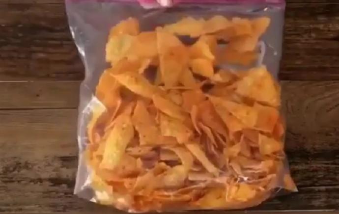 Tarifi Kolay ve Lezzetli Cipsli Parmak Tavuk Parçaları