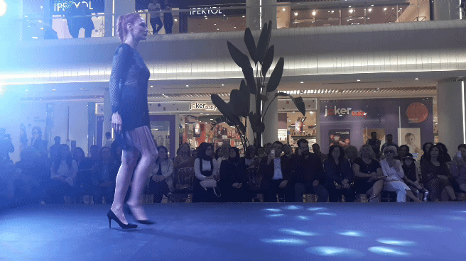 Sezonun Trendlerini Yerinde Görmek İçin Bursa Endülüs Park Fashion Week Moda Defilesine Katıldım!