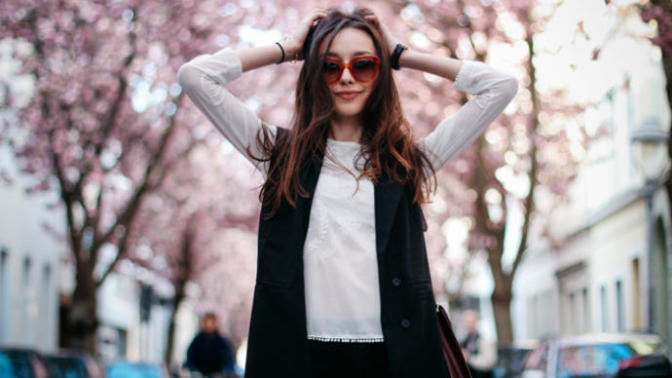 İlkbaharın Tadını Çıkarmak İsteyenler İçin 10 Kombin Önerisi