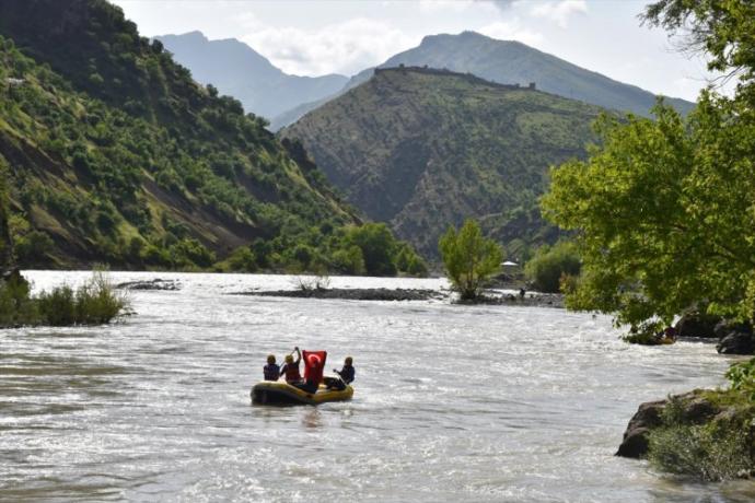 Kurmaca İdeolojilerin Kurbanı Bir Şehrin Bilinmeyen Harika Doğası: Doğu'nun Karadeniz'i Hakkari! 