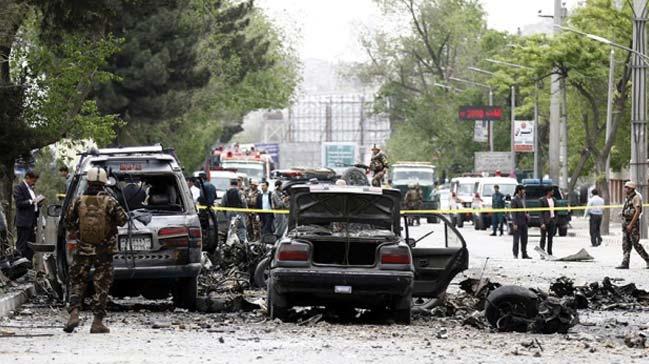 Kabil'de Çifte Bombalı Saldırı: 21 Ölü!