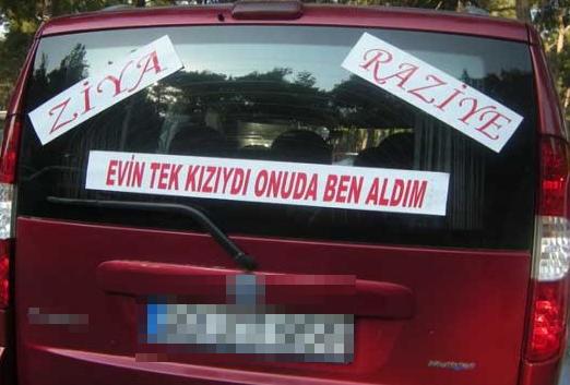 Bir Düğünü Unutulmaz Yapan Birbirinden İlginç Yaratıcı Ve Komik Gelin Arabası Yazıları