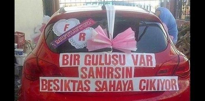 Bir Düğünü Unutulmaz Yapan Birbirinden İlginç Yaratıcı Ve Komik Gelin Arabası Yazıları
