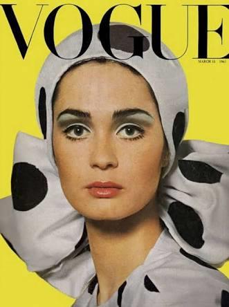 Vogue Kapaklarından Yola Çıkarak Geçmişten Günümüze Makyaj Modasındaki Değişimi İnceliyoruz!