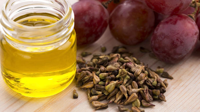 Doğallığı Seviyoruz! Cildi ve Saçları Besleyen Birbirinden Farklı Doğal Yağlar Nelerdir?