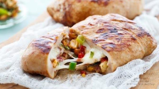 Ramazan Ayında Pratik ve Lezzetli Yemek İsteyenlere! İçi Dolu Tavuk Nasıl Yapılır?
