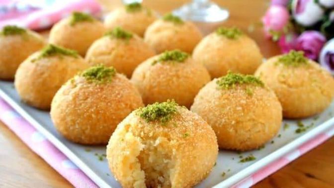 10 Dakikada Yapılacak Kadar Pratik: Lezzetinden Çatlayan Hira Tatlısı