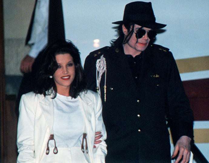 O Dünün, Bugünün ve Yarının Dünya Starı: Bir Yalnız Adam ve Michael Jackson Efsanesinin Bilinmeyenleri