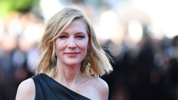 Cannes Film Festivali'nin Kırmızı Halısında Ünlü Kadınlardan Cinsiyet Ayrımcılığı Protestosu