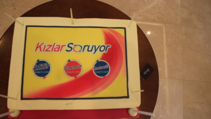 KizlarSoruyor Adminler, Moderatörler, Fenomenler ve Editörler Buluşmasından Anekdotları Sizler İçin Derledim!