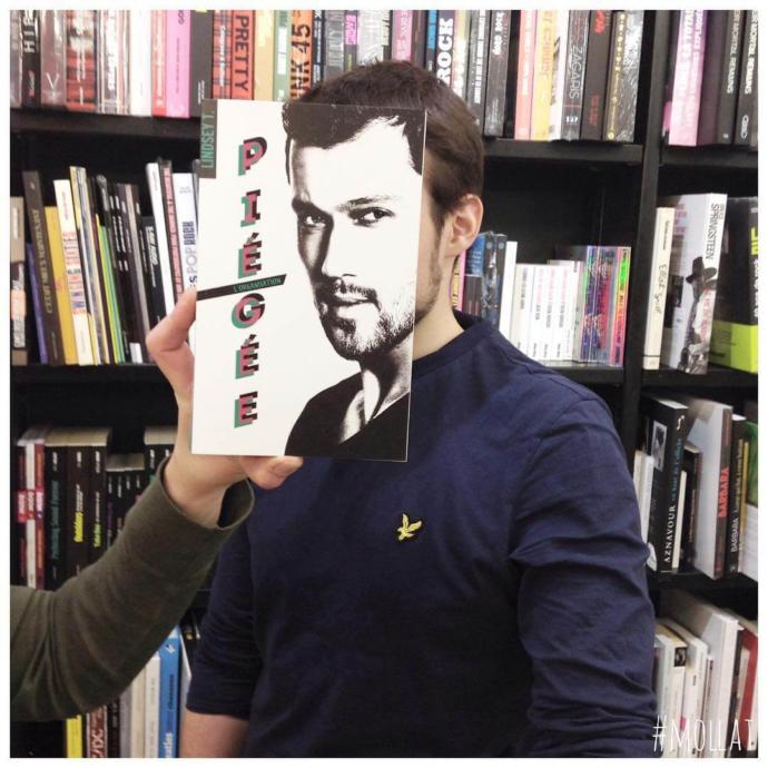 Kitap Kapaklarıyla Okuyucuların Yüzünü Birleştiren Mükemmel Bir Akım: Book Face!
