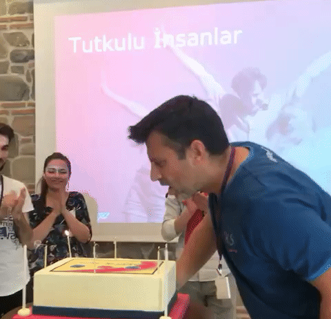 Fenomen, Editör ve Moderatörler ile KizlarSoruyor Ekibi ve Sitenin Kurucusu Tolga Tanrıseven Buluştu, Bakın Neler Oldu!