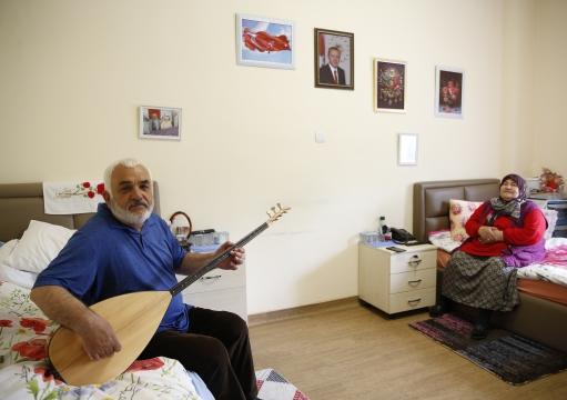 Hayatlarının Aşkını Huzurevinde Buldular